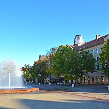 Sparrow Flat Old Town Apartment Tychy Eksteriør bilde